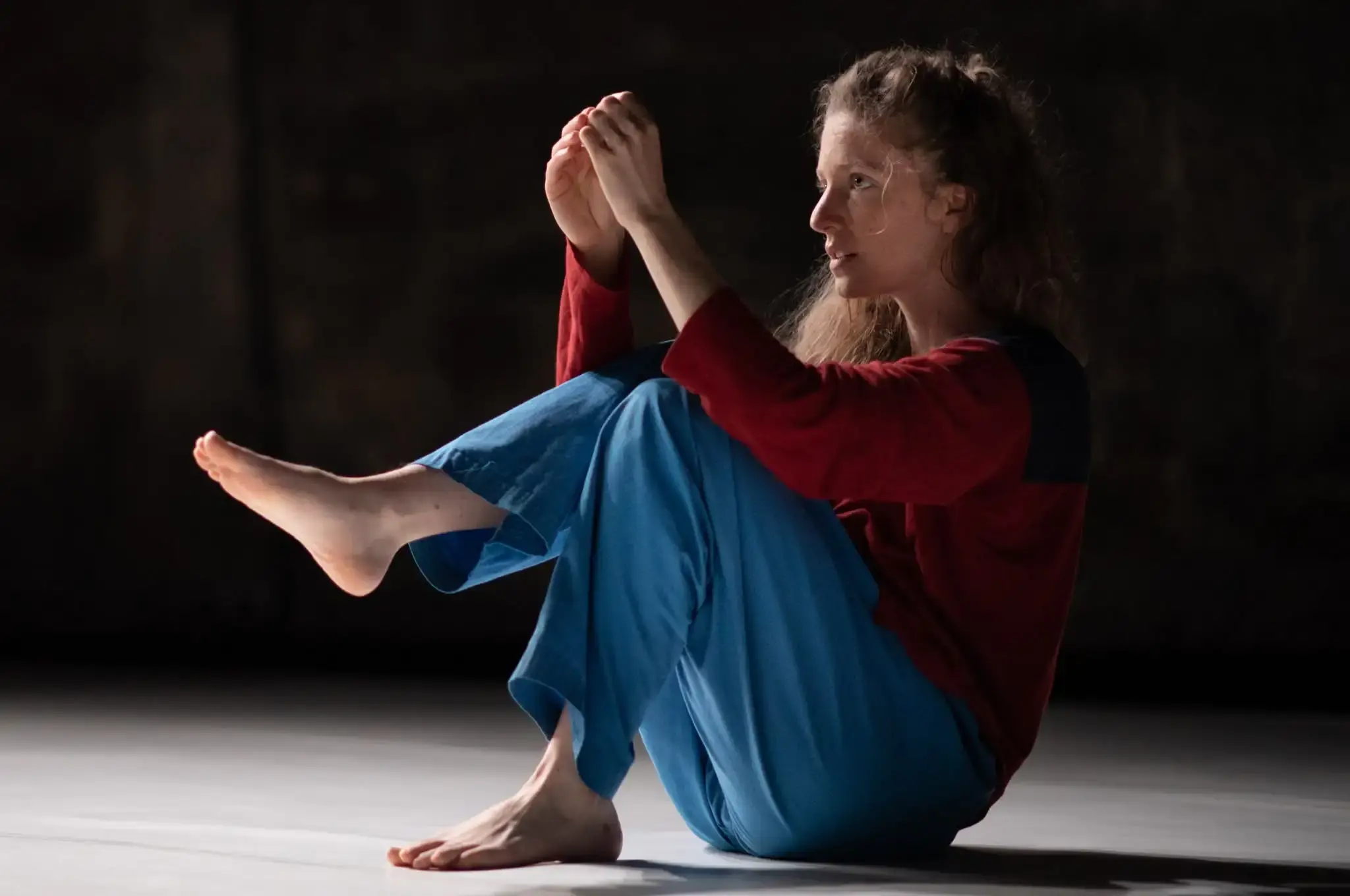 Portrait de Camille GUILLAUME, La Maison-Mât, Danse contemporaine, artiste participant aux balades artistiques