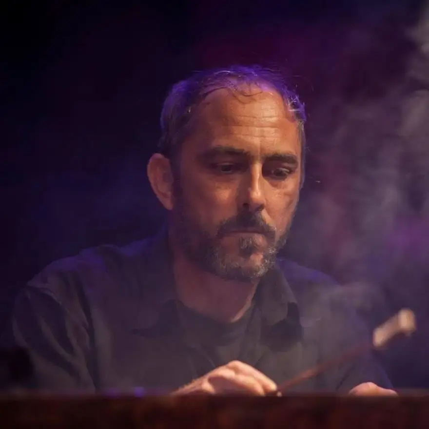 Portrait de Xavier FRAINEAU, Cie Gavial et Phacochère, Cymbalum, artiste participant aux balades artistiques